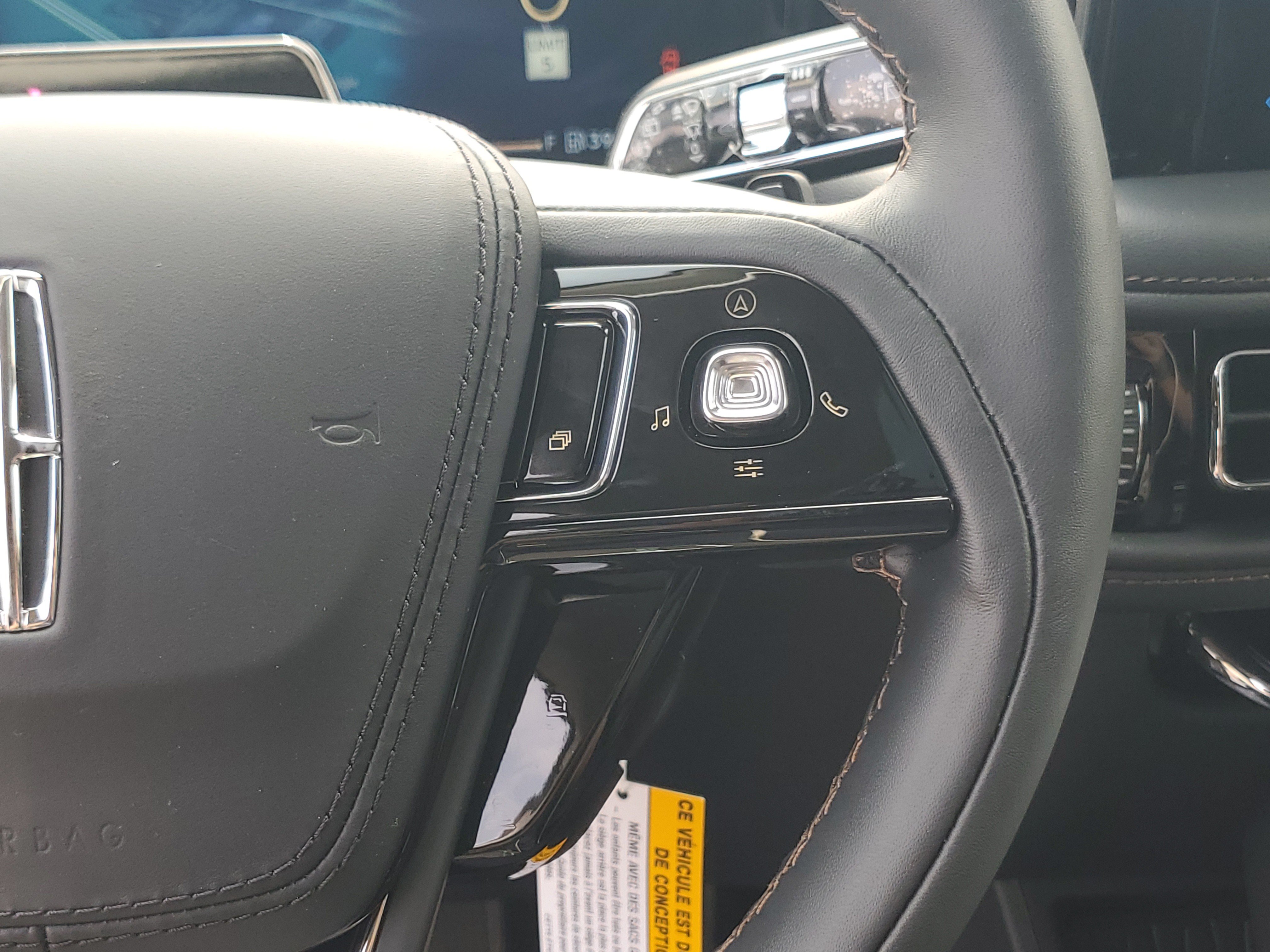 New 2026 Lincoln Aviator Reserve AWD/4WD image 18
