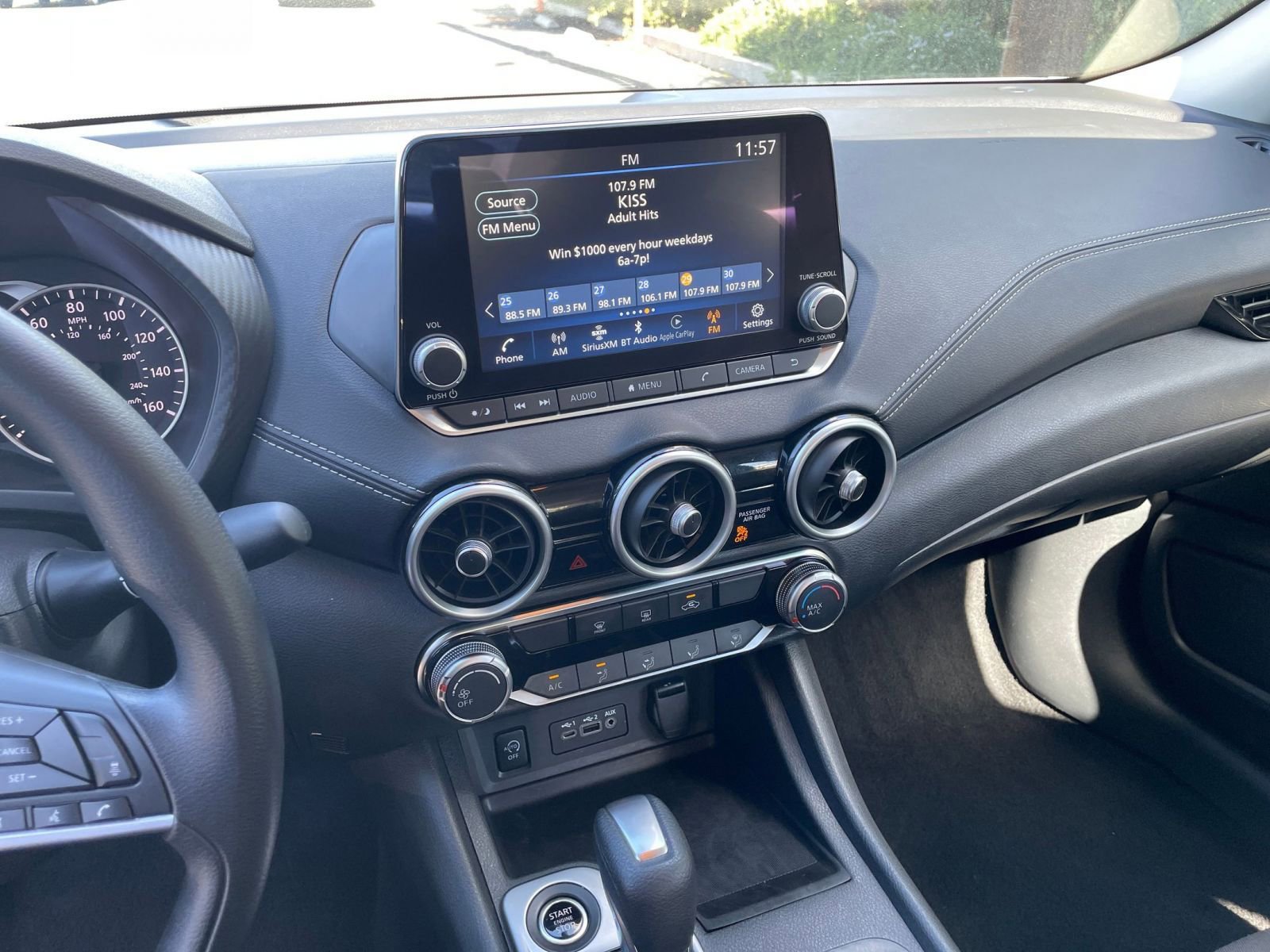 Used 2025 Nissan Sentra SV FWD image 17