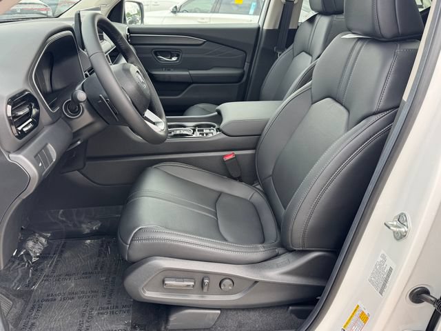 New 2026 Honda Pilot Touring image 15