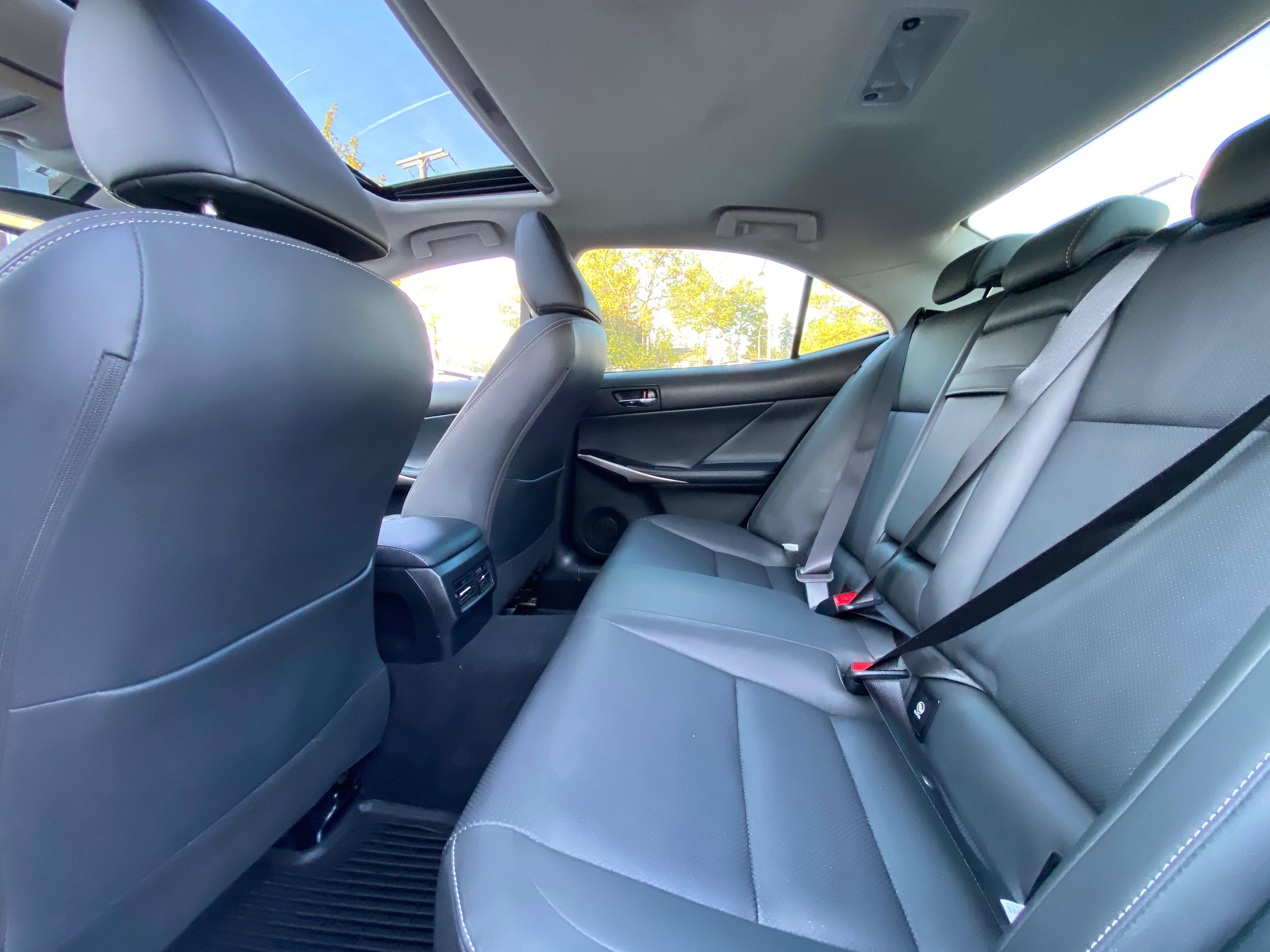 Used 2016 Lexus IS 300 AWD image 25