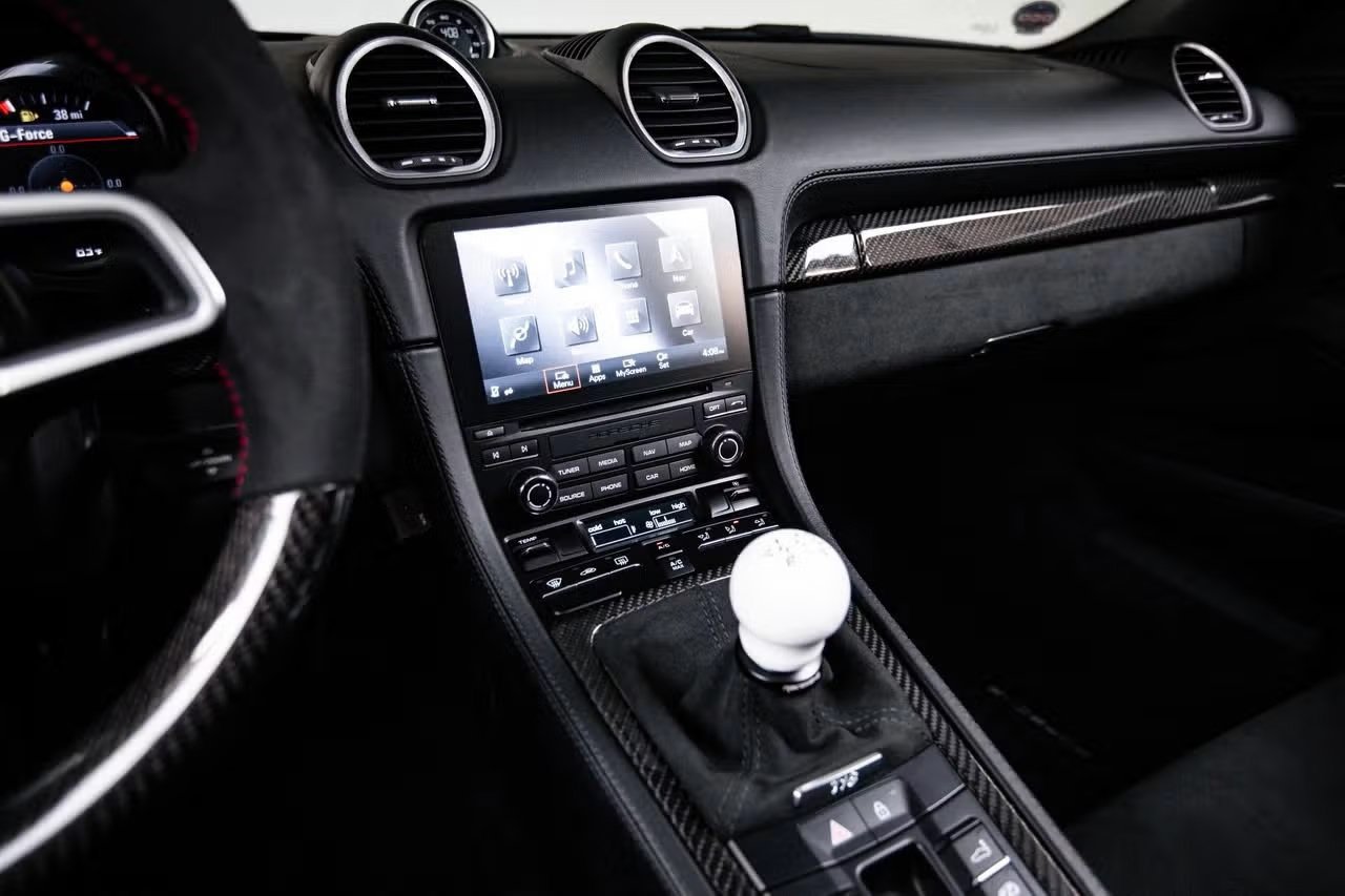 Certified 2022 Porsche 718 Boxster Spyder RWD image 19