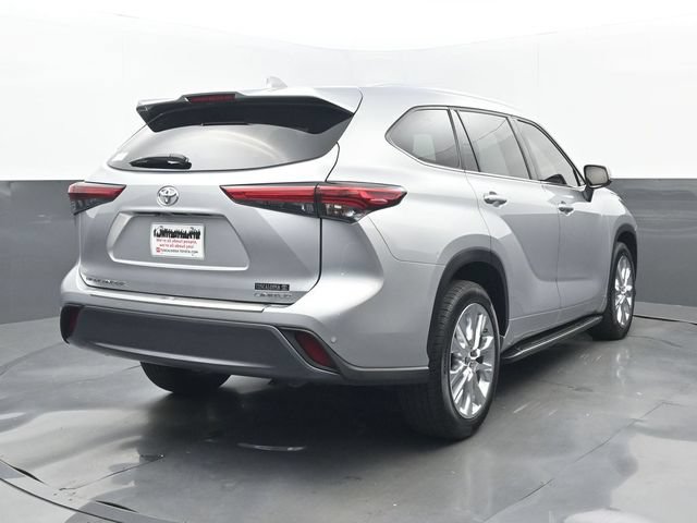 Used 2021 Toyota Highlander Limited FWD image 20
