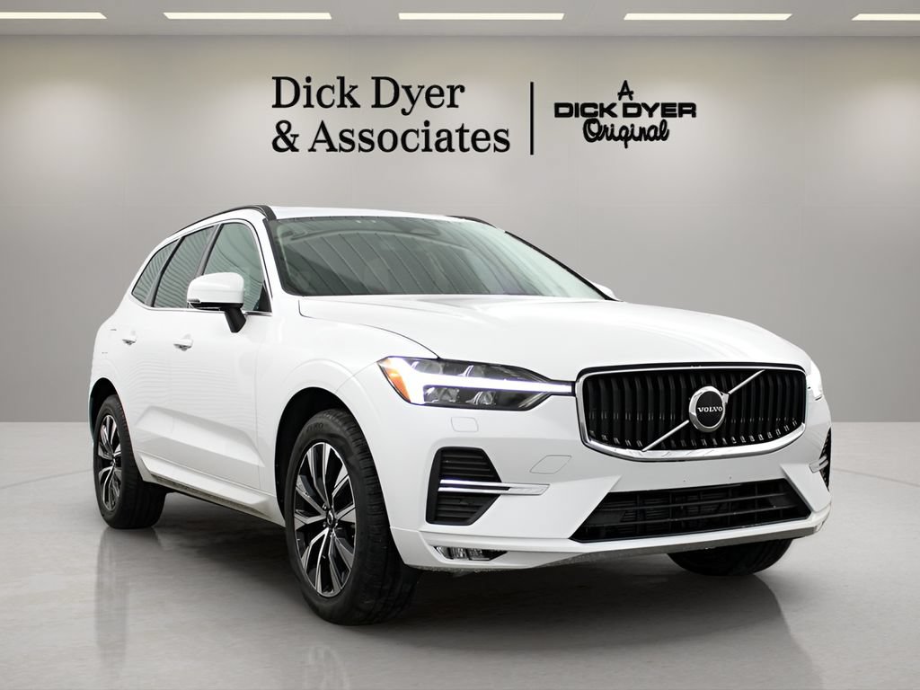 Used 2023 Volvo XC60 B5 Core w/ Climate Package AWD/4WD image 1