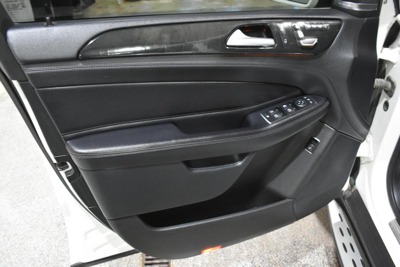 Used 2016 Mercedes-Benz GLE 400 4MATIC image 34