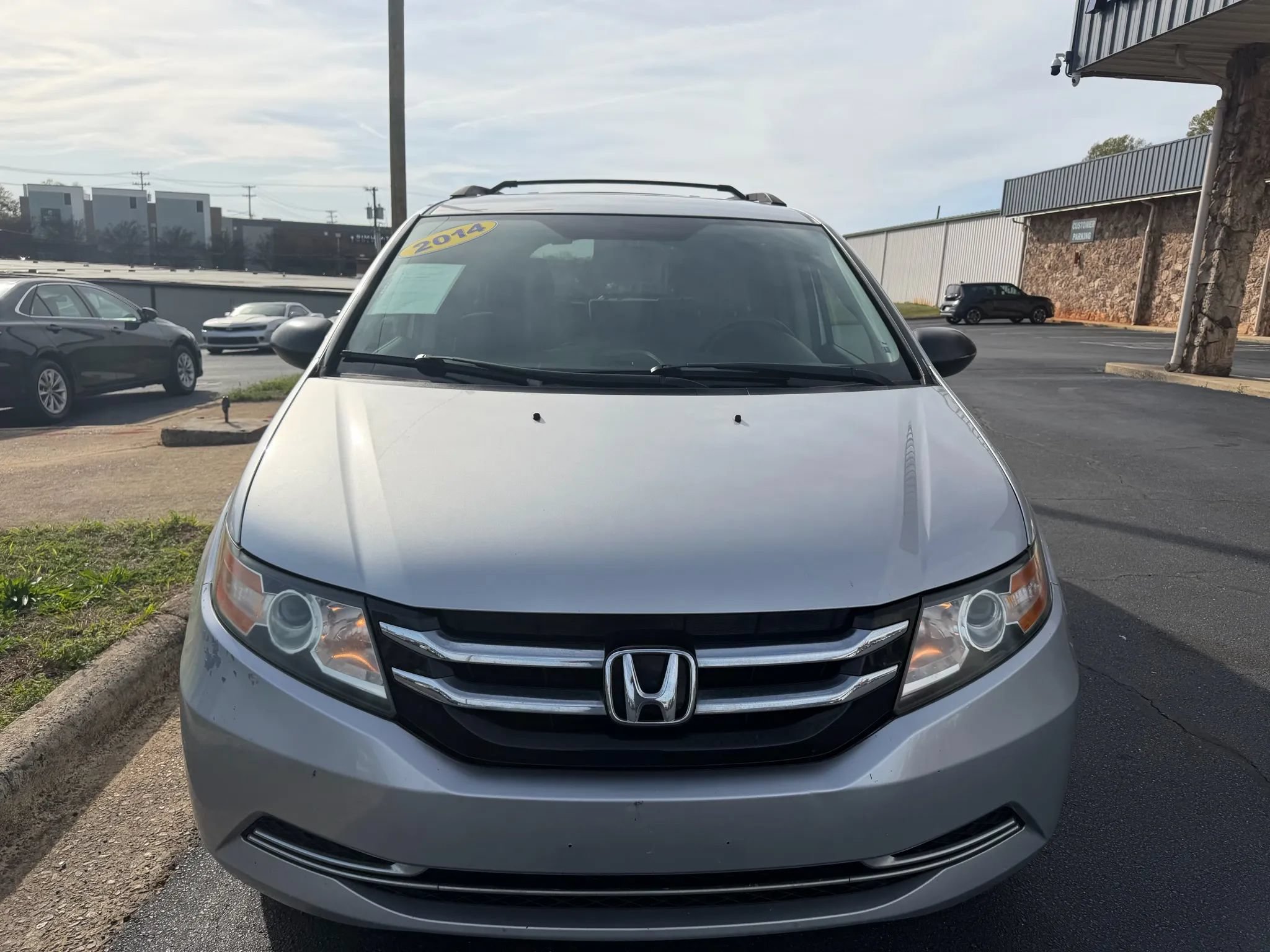Used 2014 Honda Odyssey LX image 2