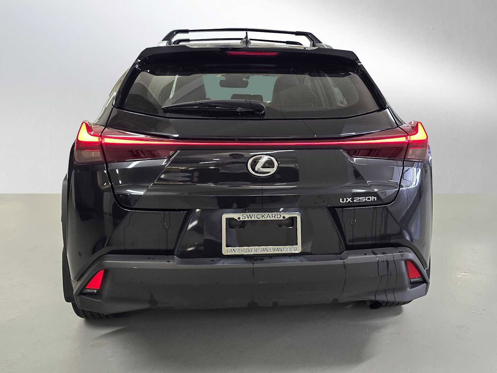 Used 2023 Lexus UX 250h FWD w/ Accessory Package (Z2) image 4