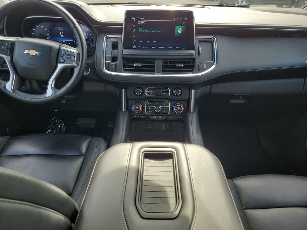 Used 2024 Chevrolet Suburban LT AWD/4WD image 15