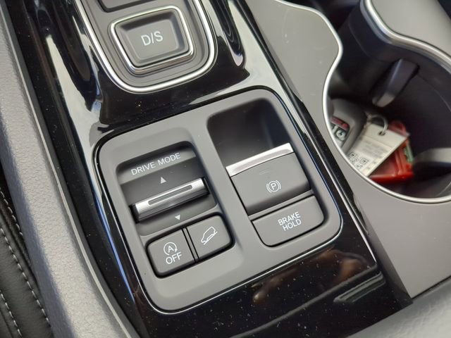 New 2025 Honda Pilot Touring image 28