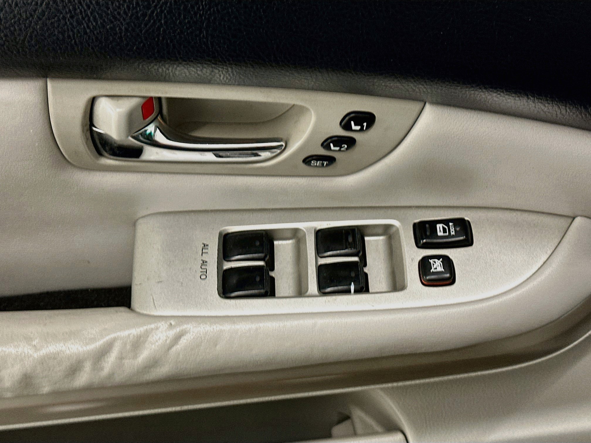 Used 2006 Lexus RX 400h AWD image 15