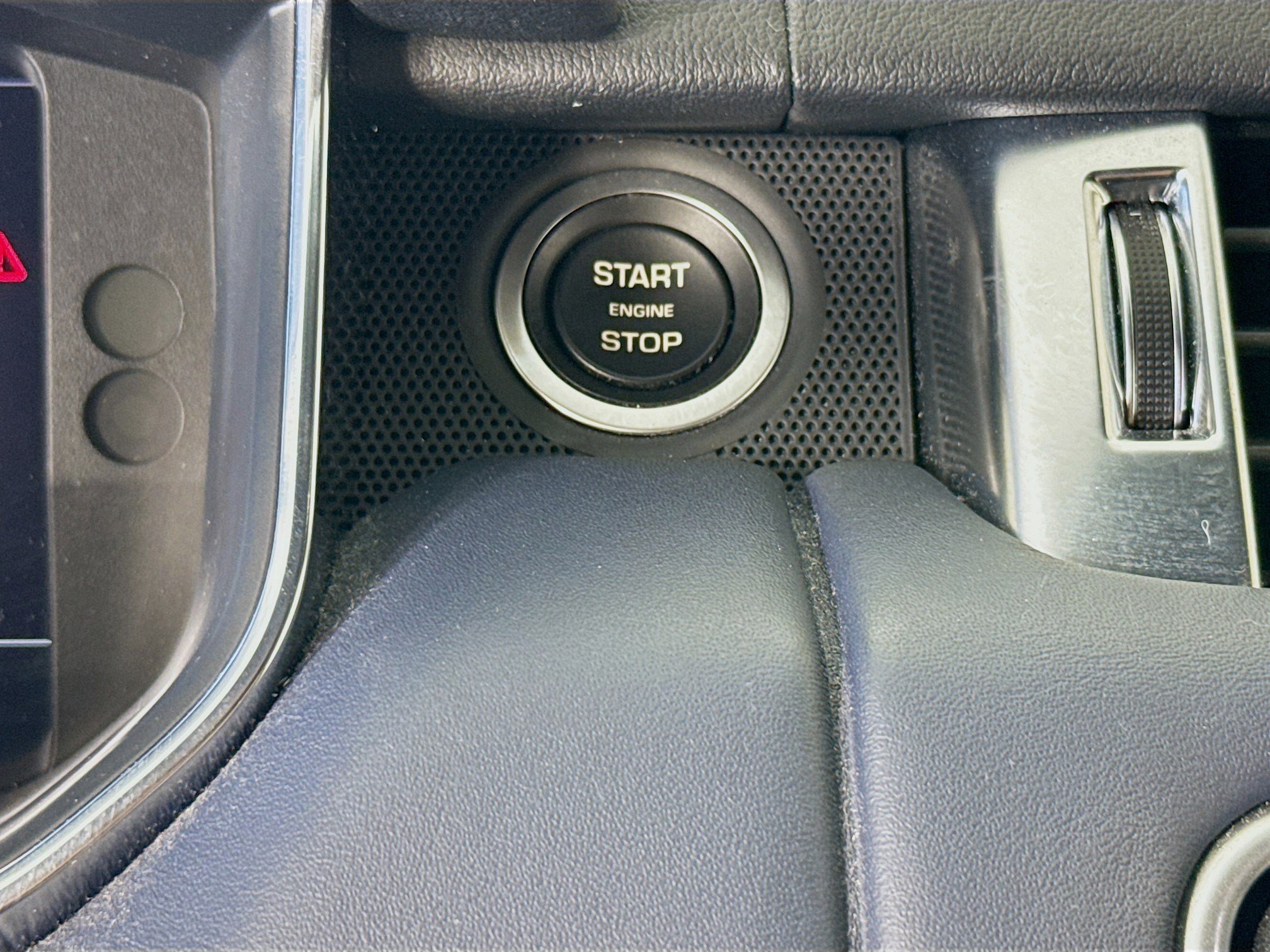 Used 2018 Land Rover Range Rover Sport Supercharged image 25