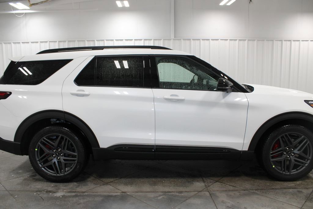 New 2026 Ford Explorer ST w/ Sun And Sound Package image 10