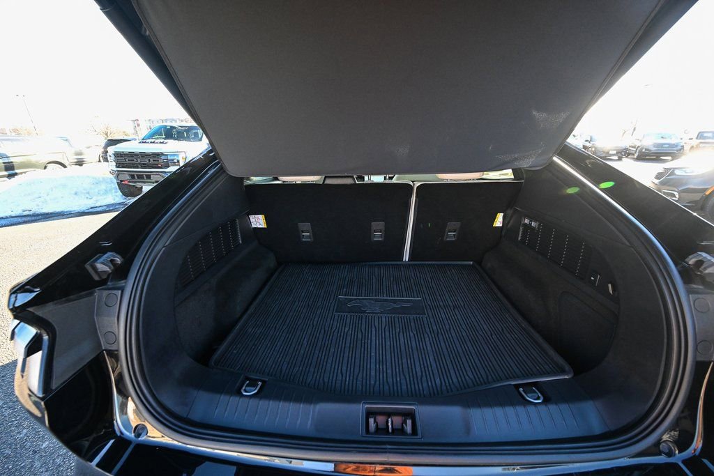 Certified 2025 Ford Mustang Mach-E Premium image 16