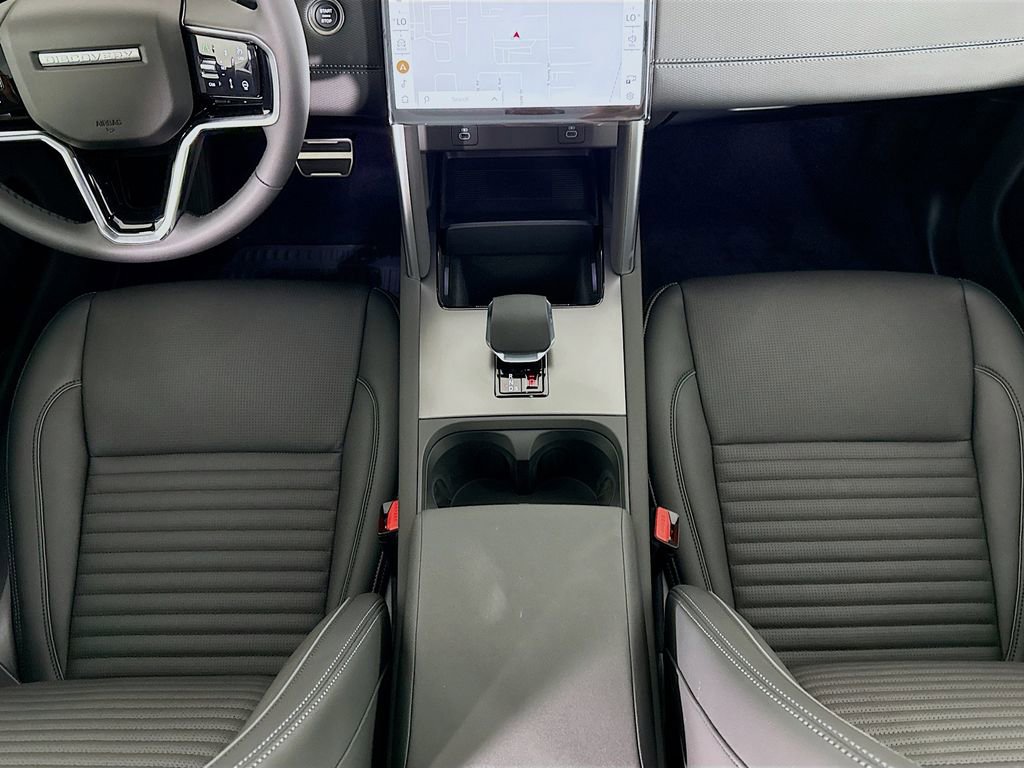 New 2026 Land Rover Discovery Sport Landmark AWD/4WD image 18