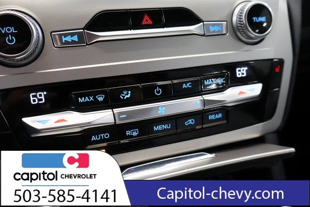 Used 2021 Ford Explorer XLT w/ Equipment Group 202A AWD/4WD image 25