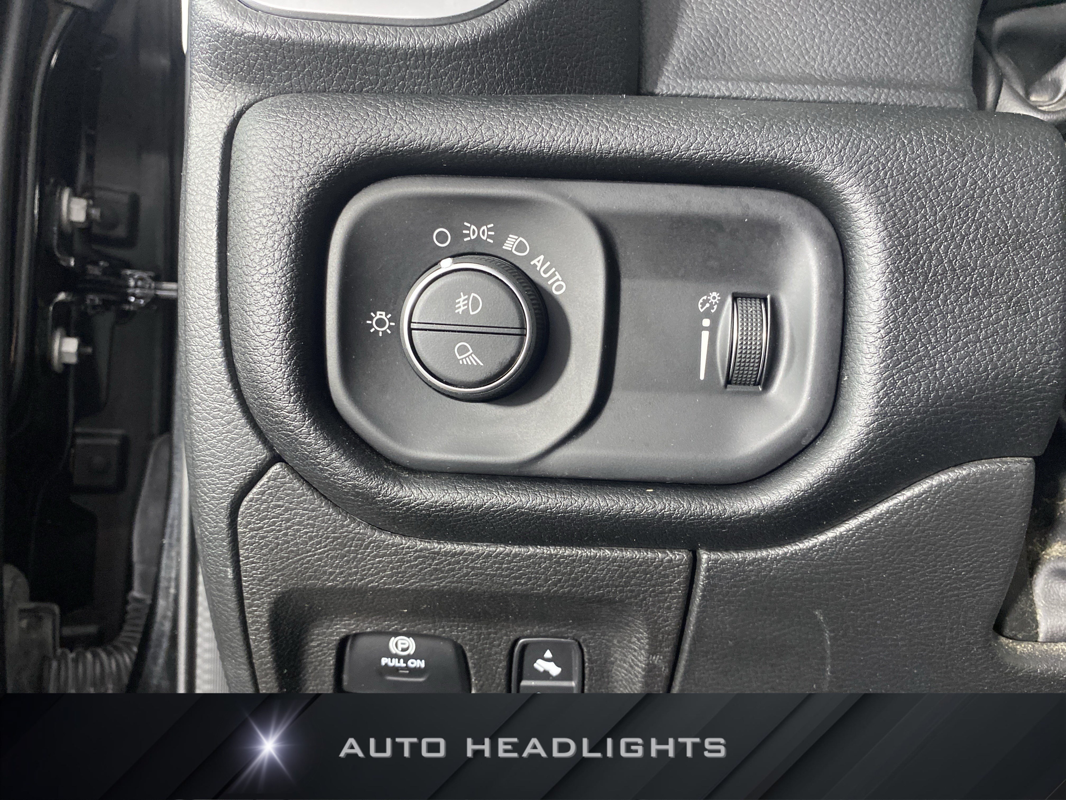 Used 2022 RAM 1500 Big Horn AWD/4WD image 23