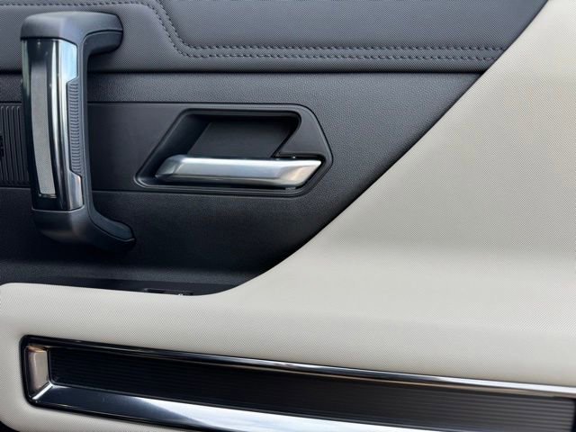 Used 2026 GMC Hummer EV SUV image 22