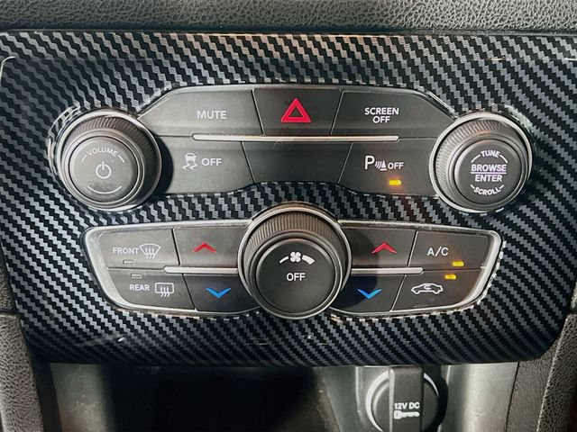 Used 2023 Dodge Charger SXT RWD image 23