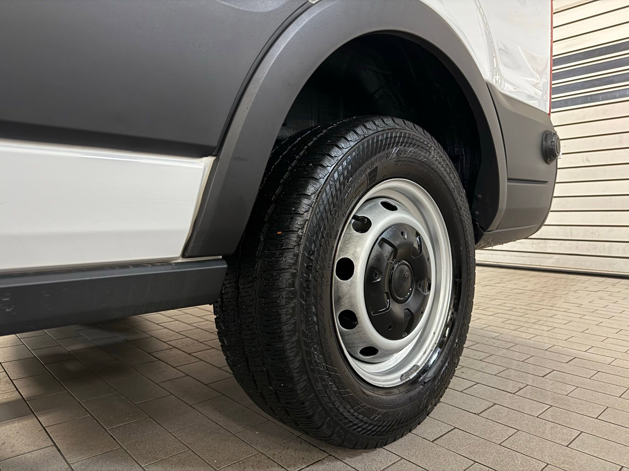 Used 2024 Ford Transit 350 XL image 19