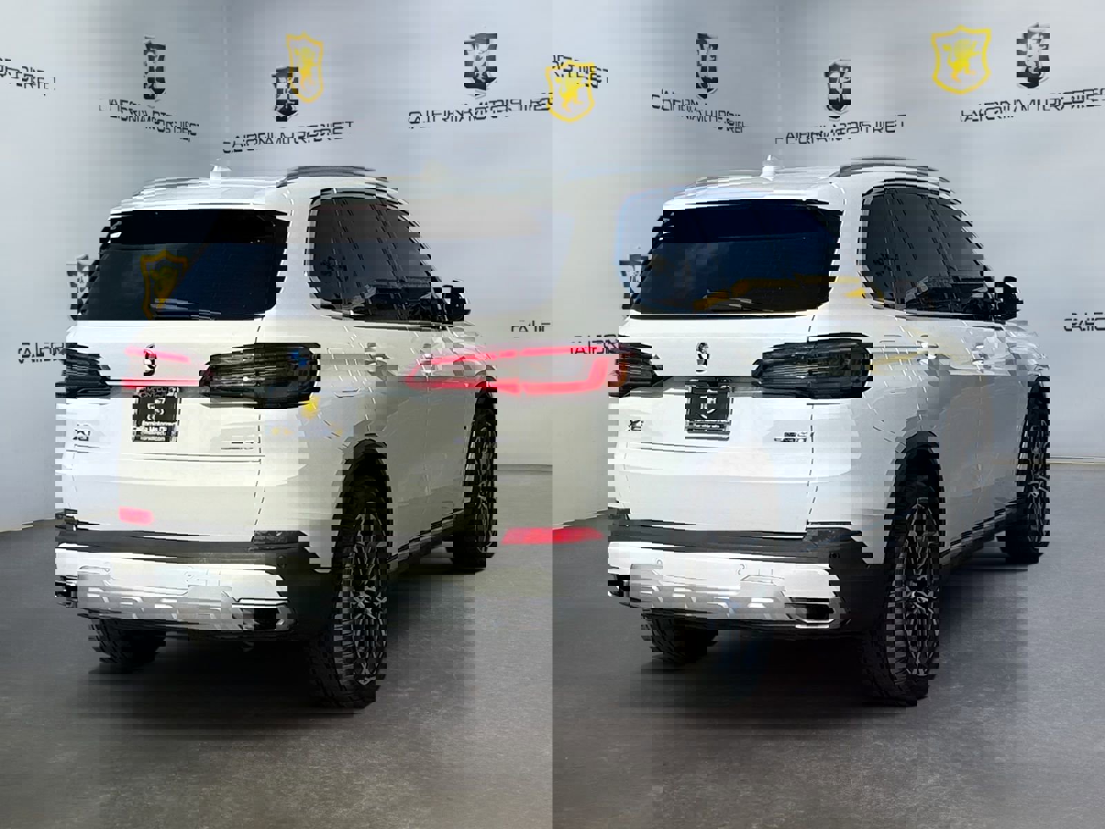 Used 2022 BMW X5 sDrive40i w/ Premium Package image 5