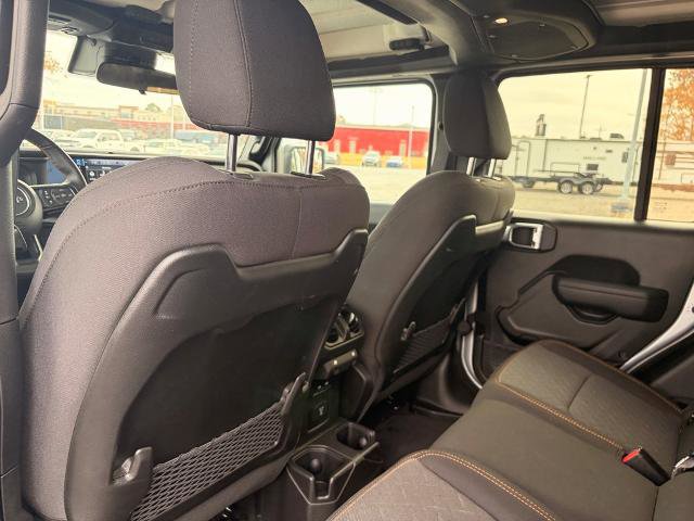 Used 2024 Jeep Gladiator Mojave w/ Steel Bumper Group image 28