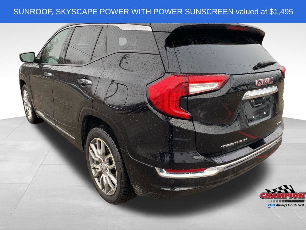 Used 2022 GMC Terrain Denali w/ LPO, Floor Liner Package image 3