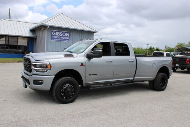 Used 2024 RAM 3500 Big Horn w/ Night Edition image 5
