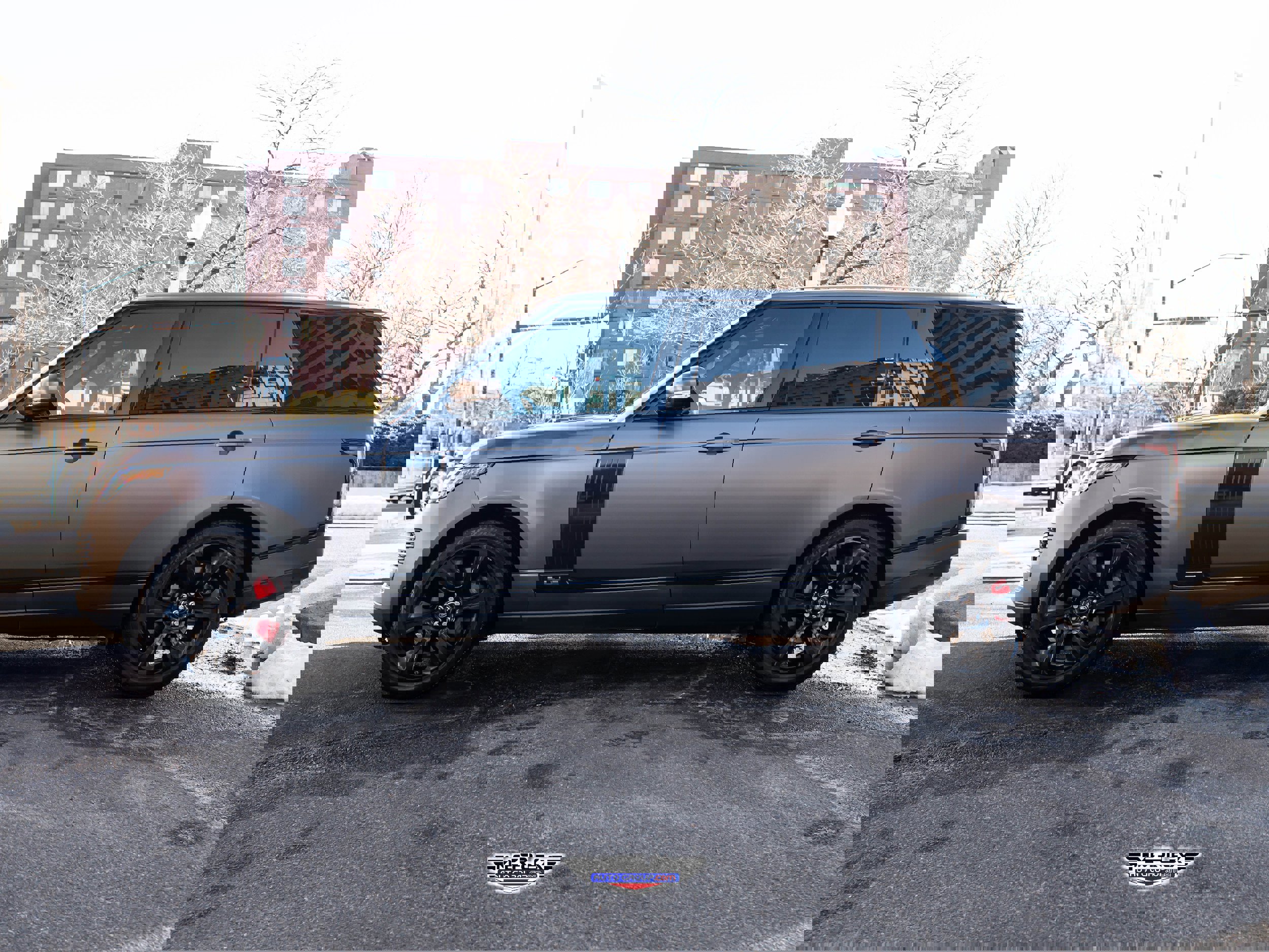 Used 2020 Land Rover Range Rover Long Wheelbase HSE image 4