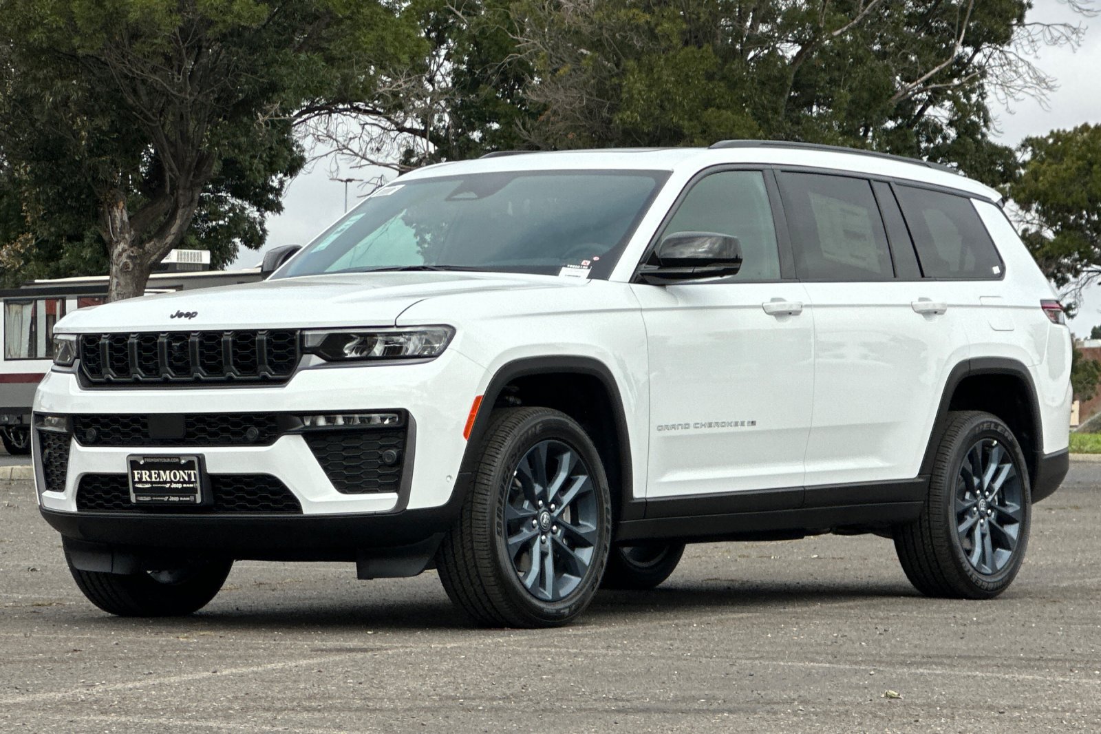 New 2026 Jeep Grand Cherokee L Limited AWD/4WD image 7