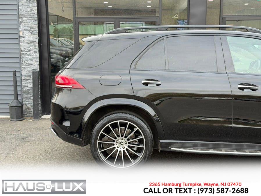Used 2020 Mercedes-Benz GLE 350 4MATIC w/ AMG Line Exterior image 16