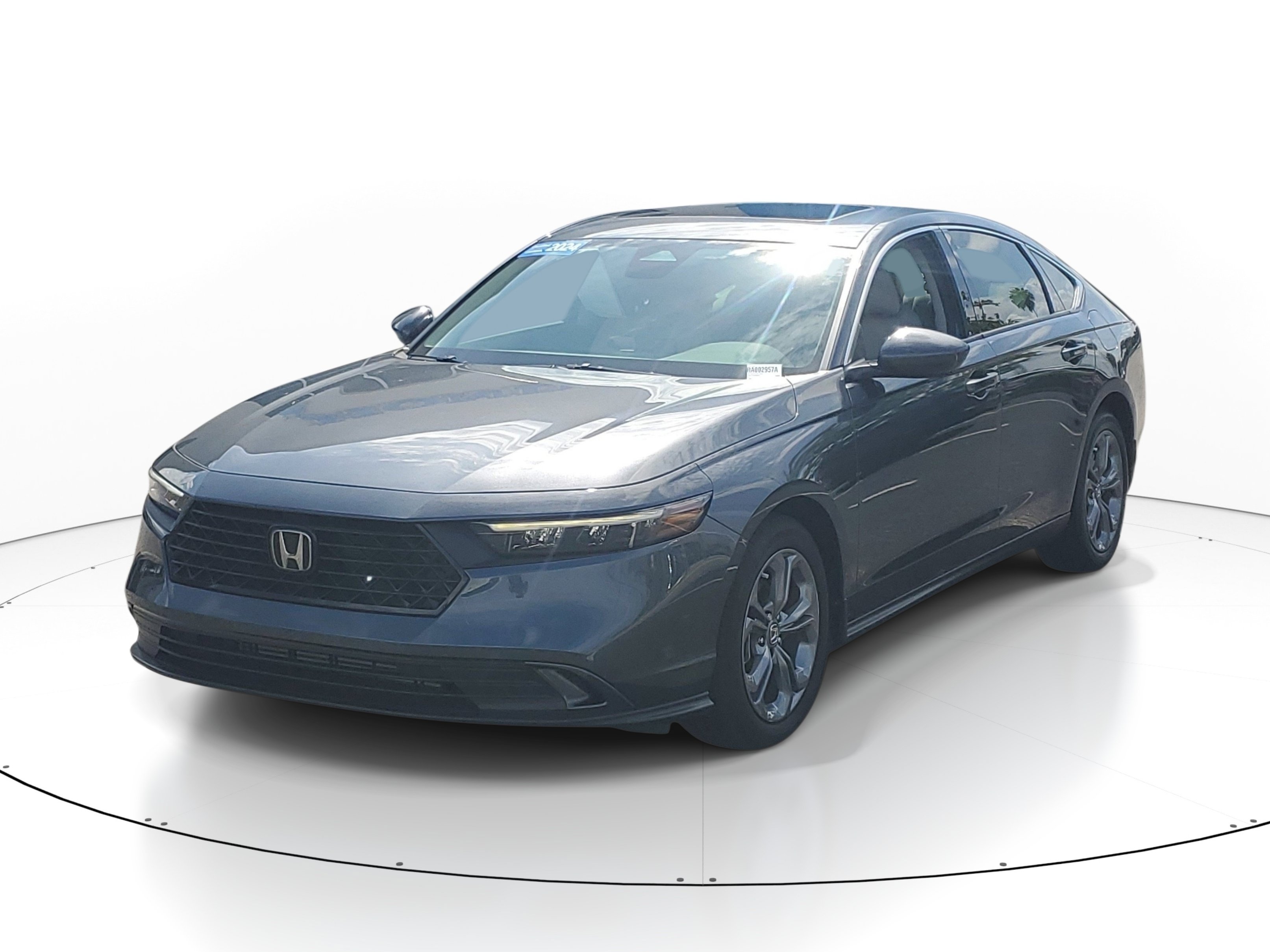 Used 2024 Honda Accord EX image 3