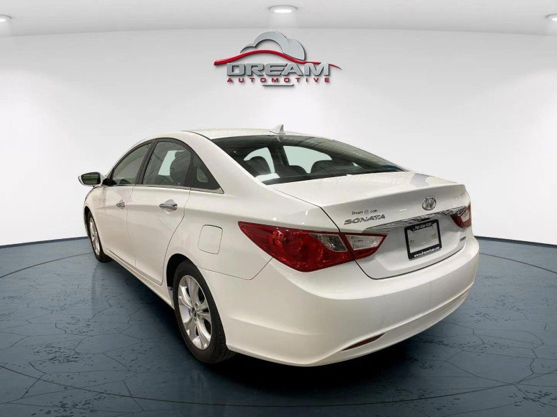 Used 2011 Hyundai Sonata Limited FWD image 5