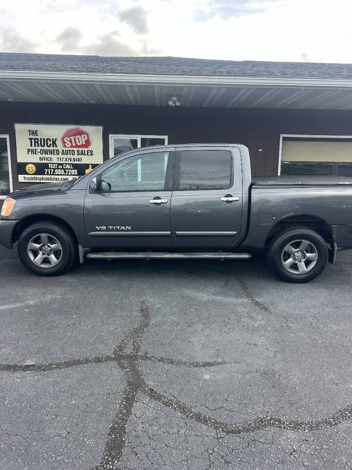 Used 2005 Nissan Titan SE w/ (W01) Utility Bed Pkg AWD/4WD image 2
