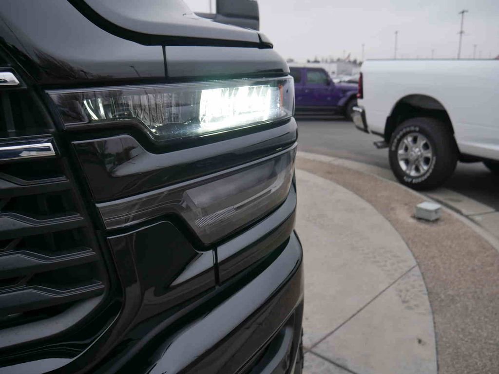 Used 2025 RAM 3500 Big Horn image 30