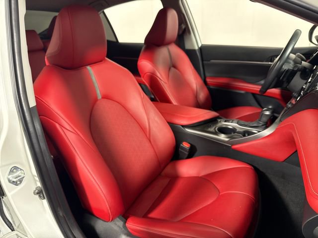 Used 2022 Toyota Camry XSE FWD image 15