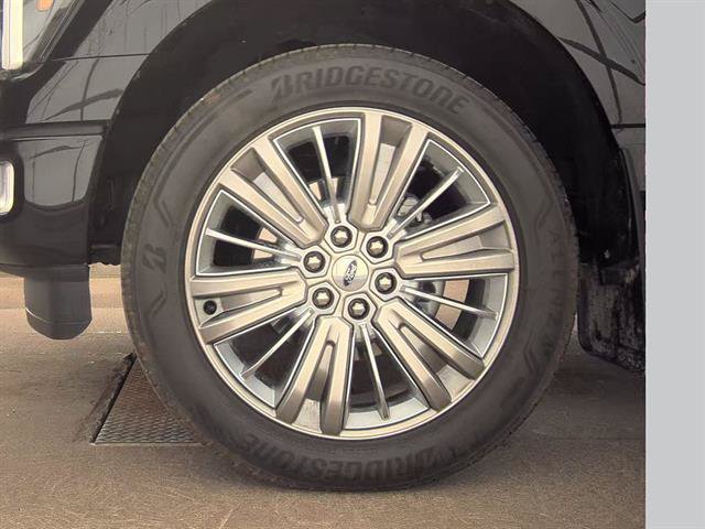 Used 2026 Ford F150 Platinum w/ Equipment Group 703A Plus AWD/4WD image 9