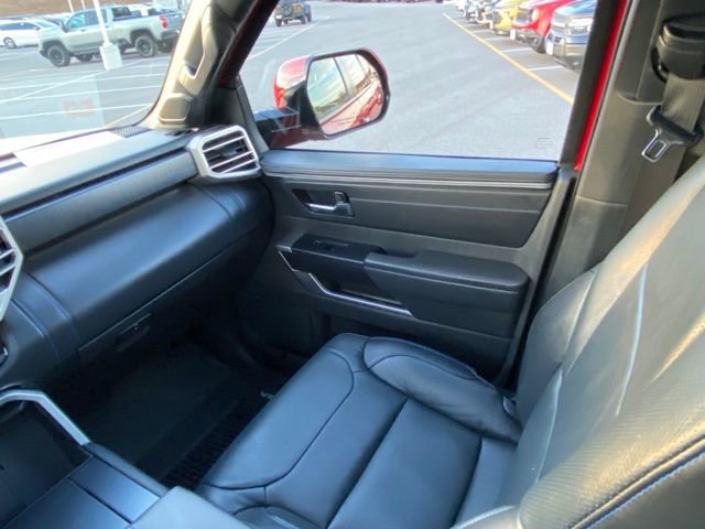 Used 2025 Toyota Sequoia Platinum image 30