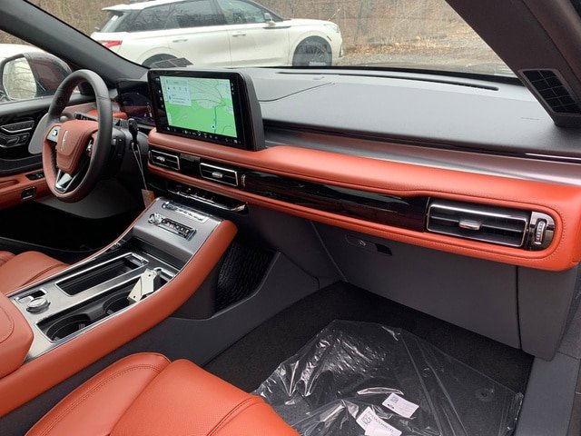 New 2026 Lincoln Aviator Reserve AWD/4WD image 17