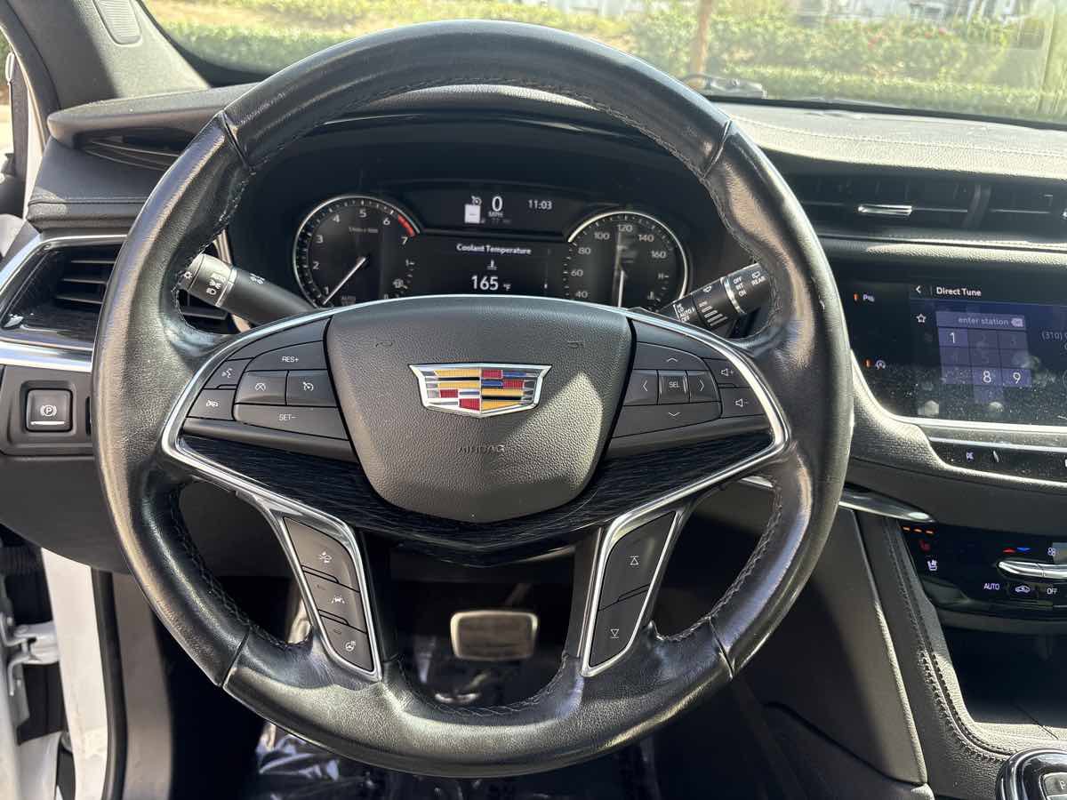 Used 2020 Cadillac XT5 Premium Luxury image 24