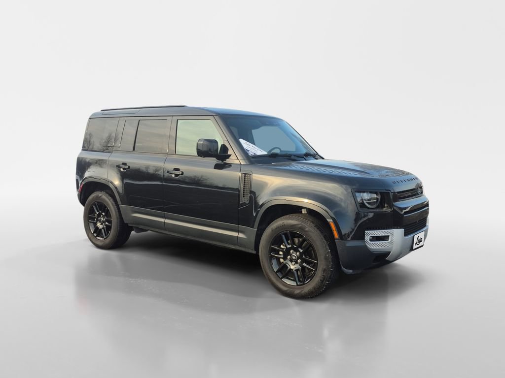 Used 2025 Land Rover Defender 110 S image 2