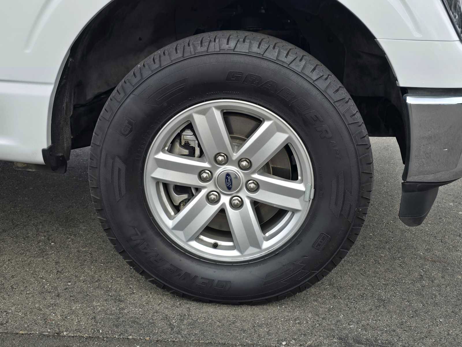 Used 2022 Ford F150 XLT w/ Trailer Tow Package image 9