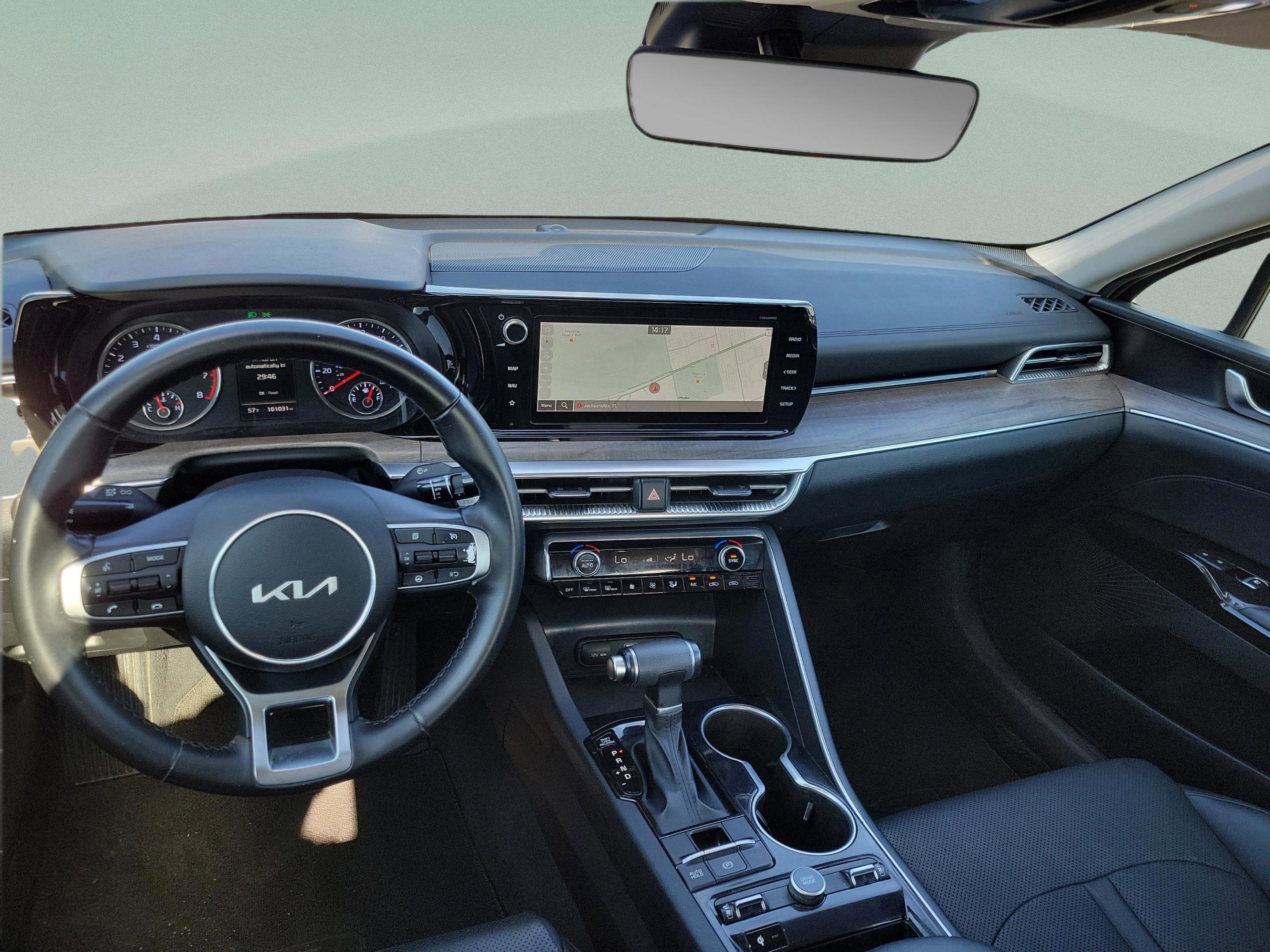 Used 2023 Kia K5 EX image 16