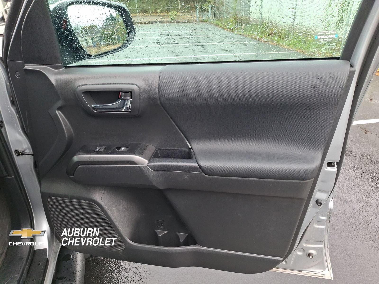Used 2023 Toyota Tacoma TRD Off-Road w/ Technology Package AWD/4WD image 21