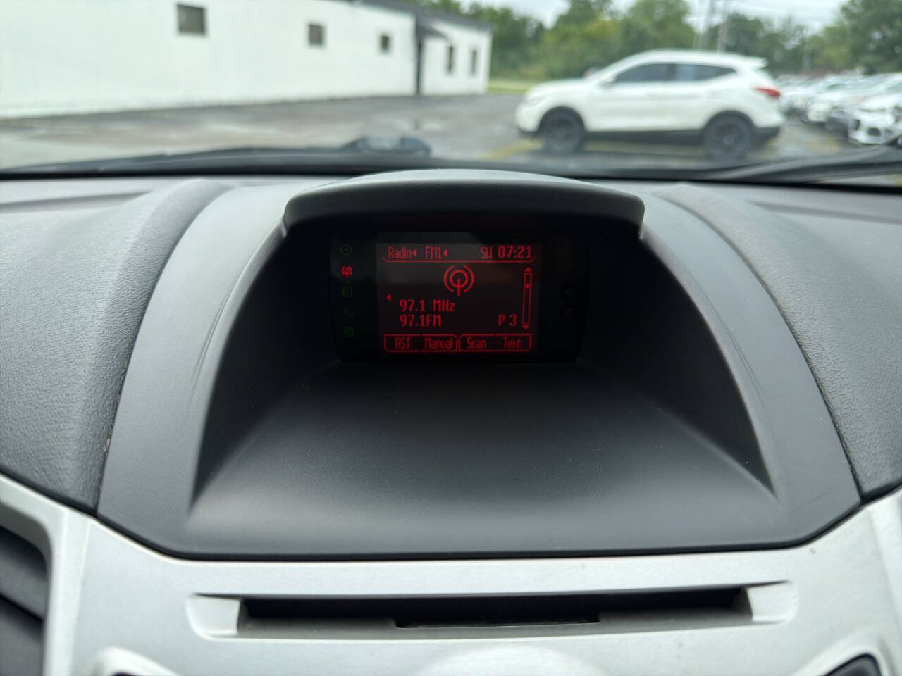 Used 2011 Ford Fiesta SEL w/ 301A Rapid Spec Order Code FWD image 18