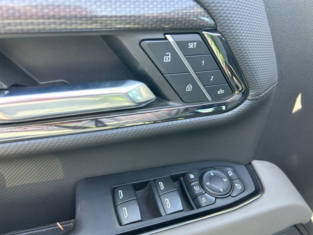 Used 2024 Chevrolet Silverado 2500 ZR2 w/ ZR2 Bison Edition image 23