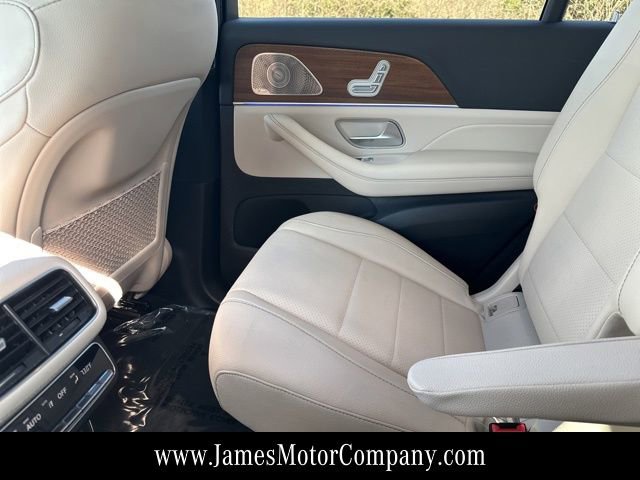 Used 2024 Mercedes-Benz GLS 450 4MATIC image 24