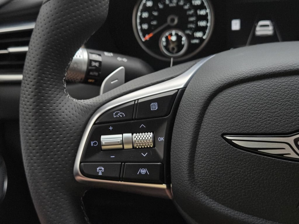 Used 2026 Genesis G70 2.5T Prestige RWD image 10