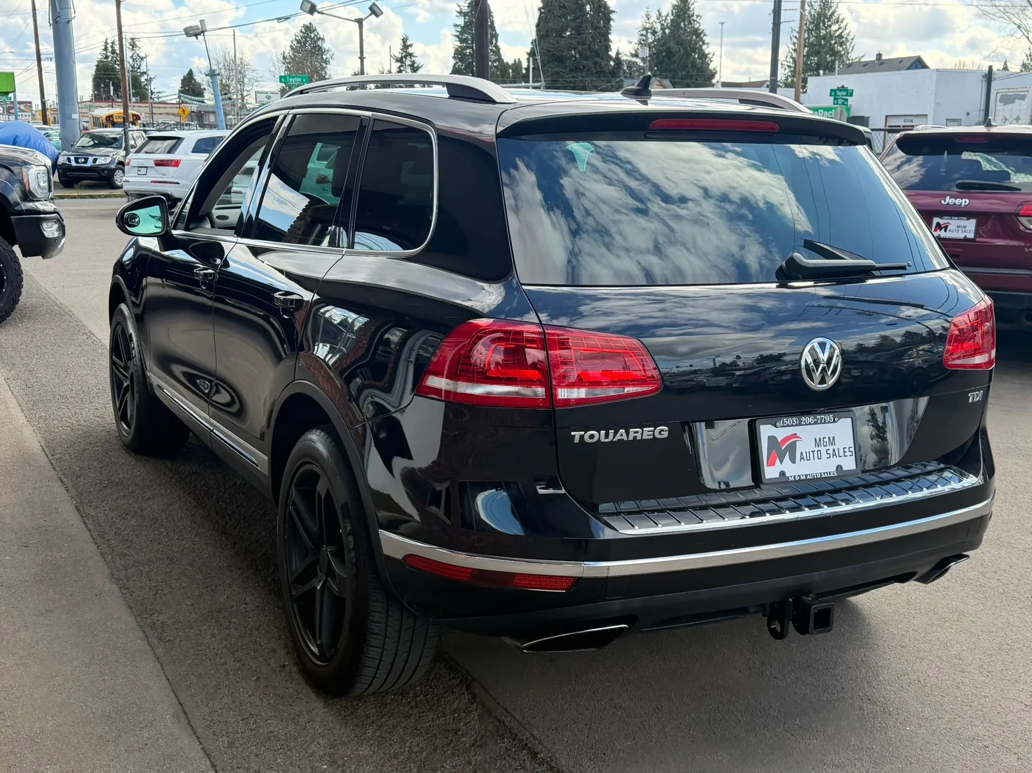 Used 2015 Volkswagen Touareg Sport AWD/4WD image 5