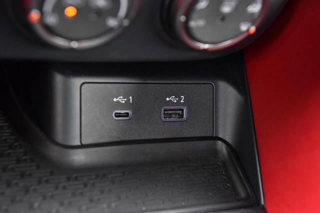 Certified 2024 Nissan Z Performance w/ Floor Mat Package image 18