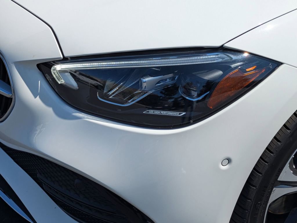 Used 2025 Mercedes-Benz C 300 Sedan image 11