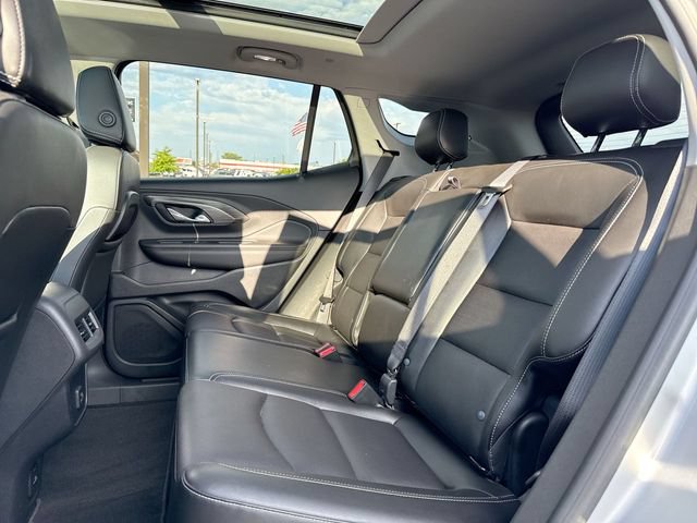 Used 2022 GMC Terrain SLT w/ Infotainment Package II AWD/4WD image 23